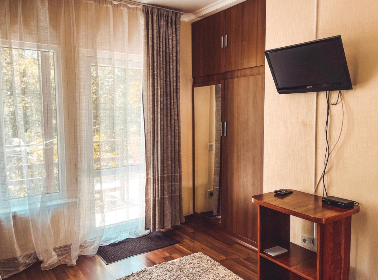 Guest House Leto Dolinka Екстер'єр фото