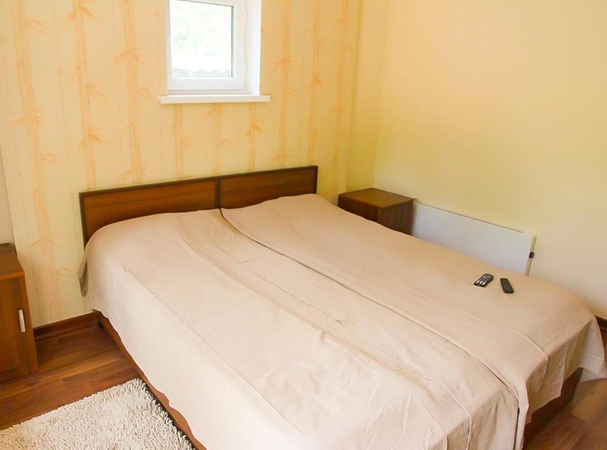 Guest House Leto Dolinka Екстер'єр фото