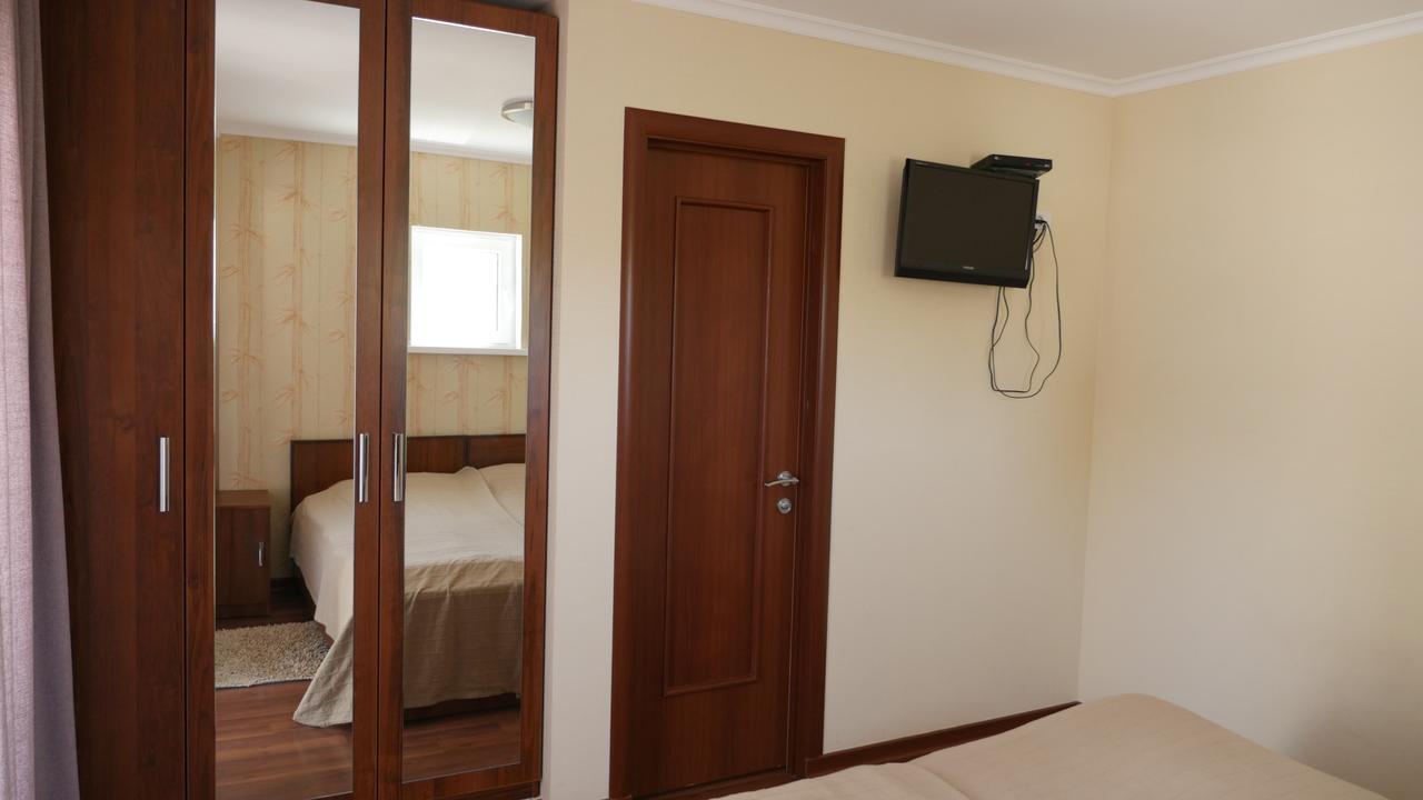 Guest House Leto Dolinka Екстер'єр фото